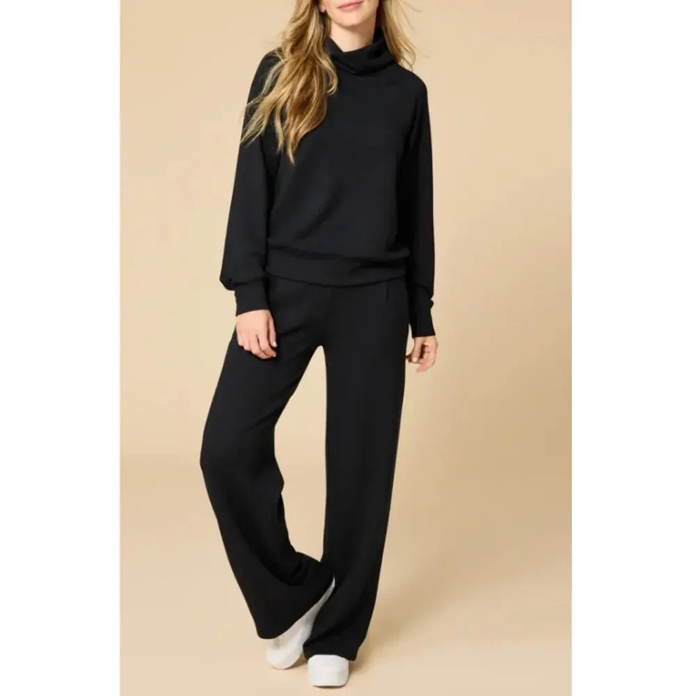 Softies Women's Black DreamTech Mock Neck with Pleated Pant Size L